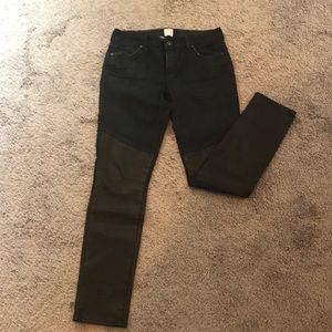 Dark wash Rich & Skinny 👖 w/faux leather panels